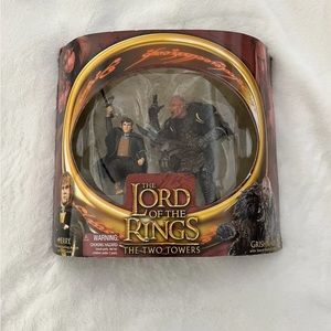 Lord Of The Rings The Two Towers Merry And Grishnakh Action Figure